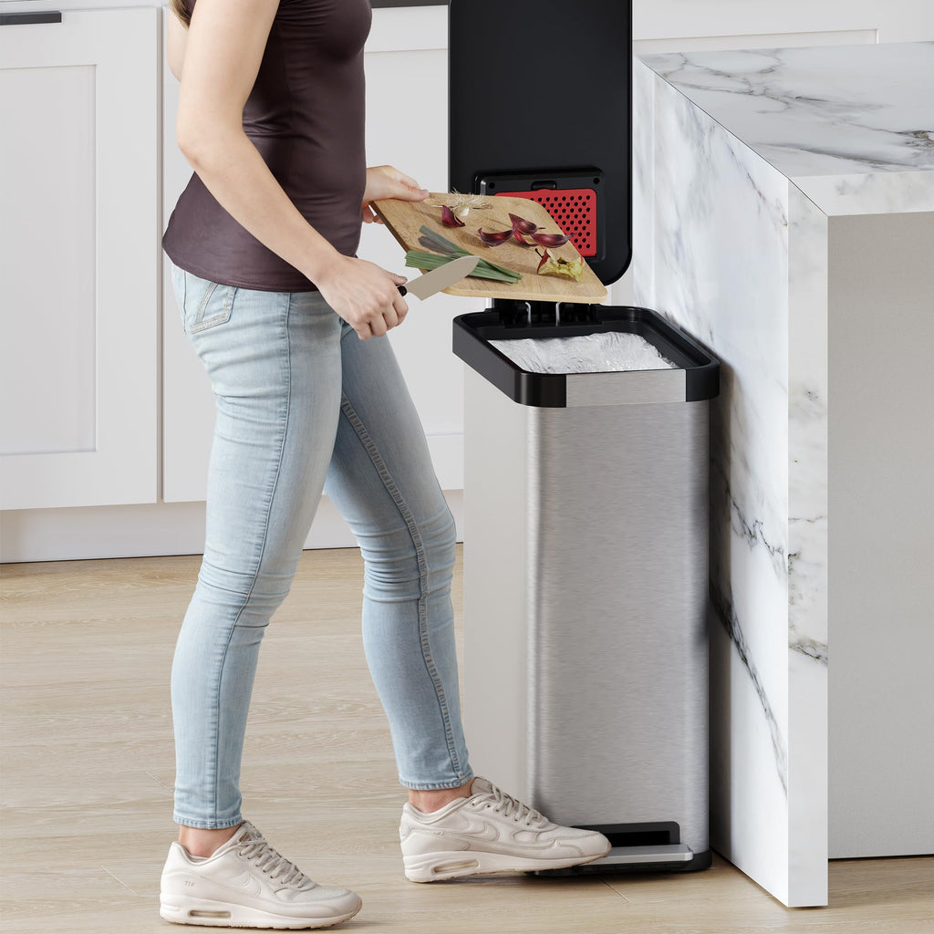 13.2 Gallon Kitchen Trash Can with Odor Filter W3945