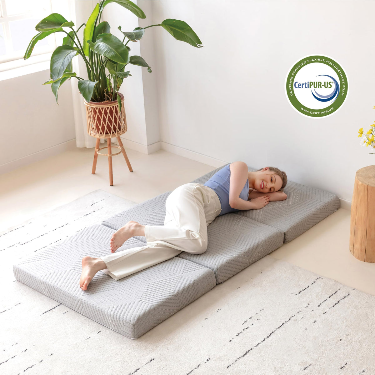 4 Inch Gel Memory Foam Trifold Mattress Y834